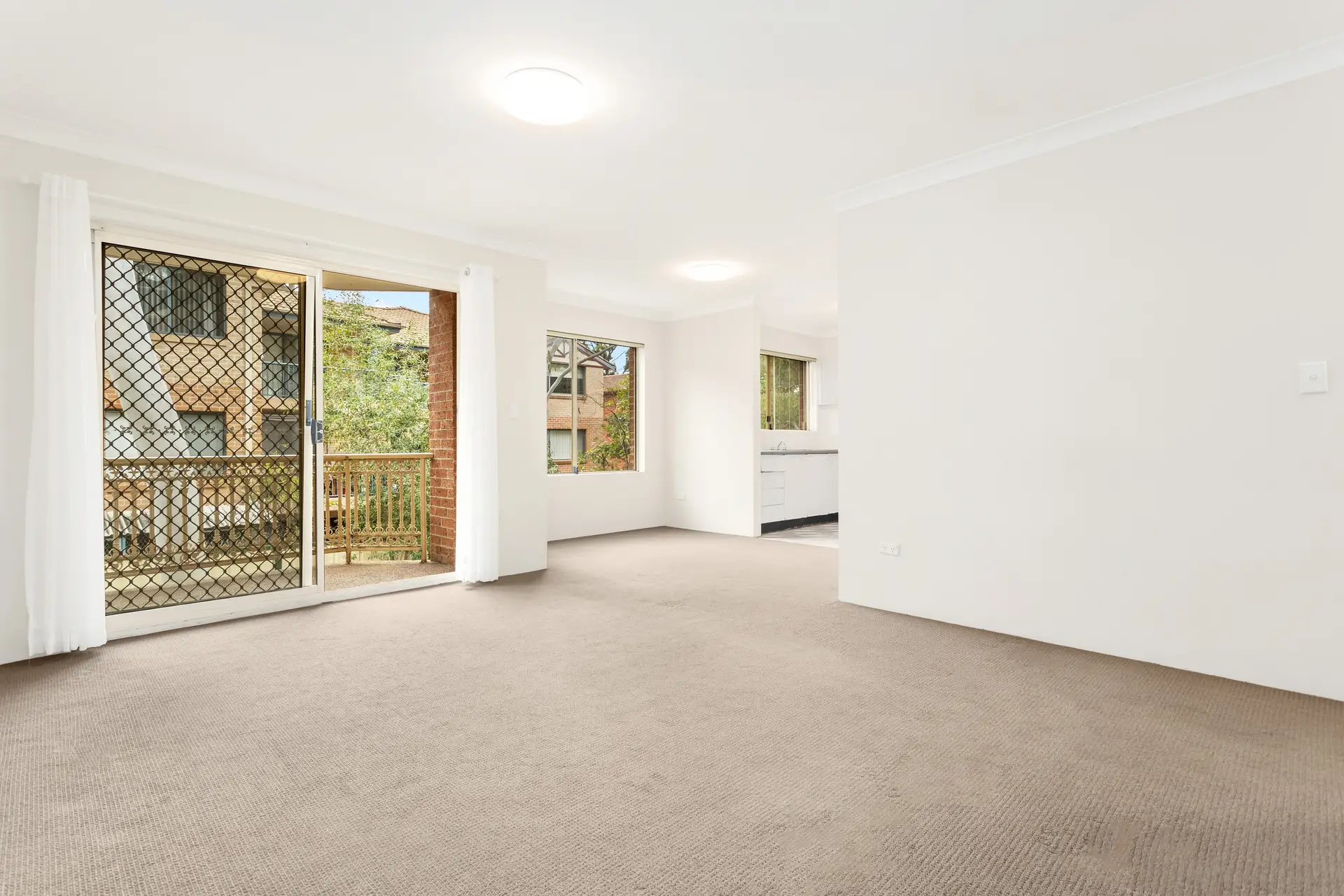 7/39-41 Windsor Road, Merrylands Sold by Highfield Real Estate Sydney - image 1